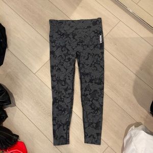 Gymshark Adapt Camo seamless